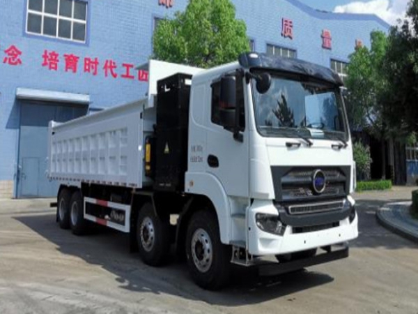 前四后八換電式純電動(dòng)自卸汽車(chē)